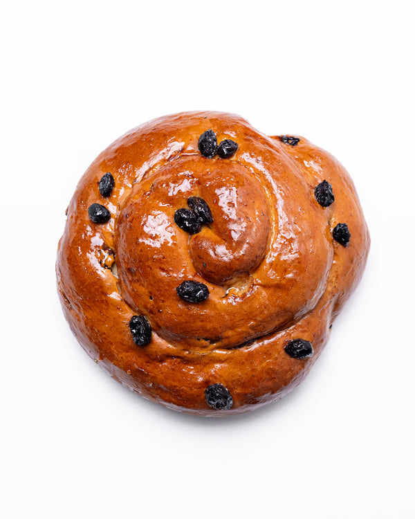 ROUND SWEET CHALLAH WITH RAISINS