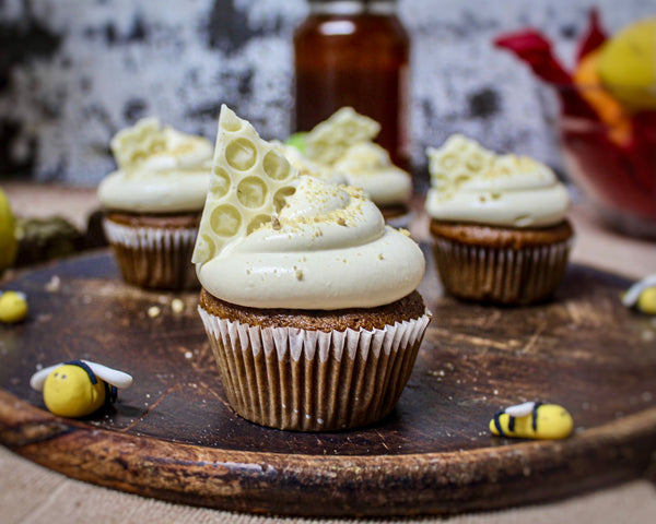 ICED HONEY CUPCAKES